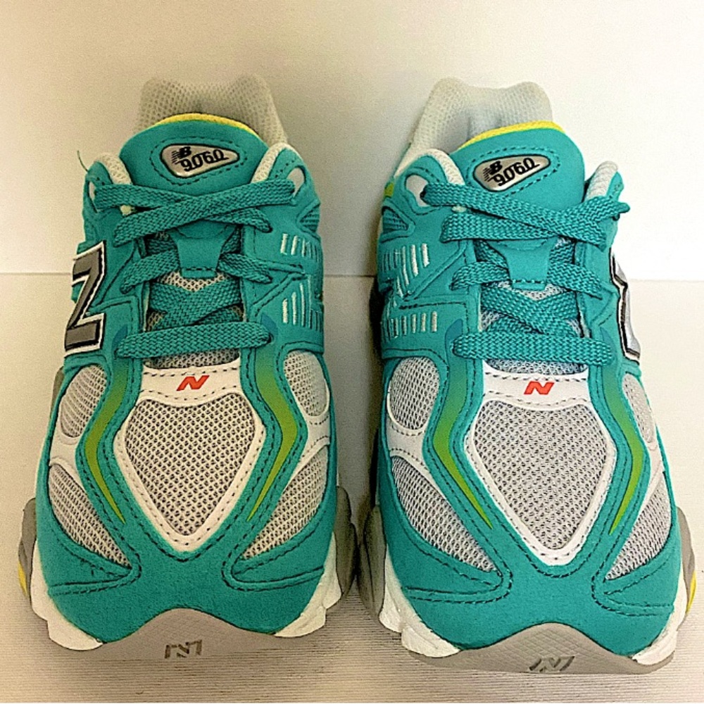 NEW BALANCE 9060 CYAN BURST BOYS 2 GIRLS 3 - Picture 9 of 14